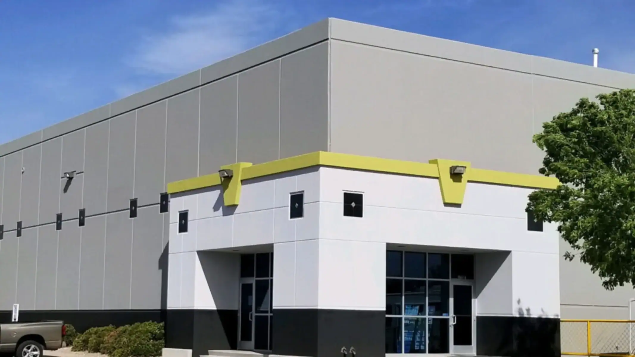Commercial Painting in Naples